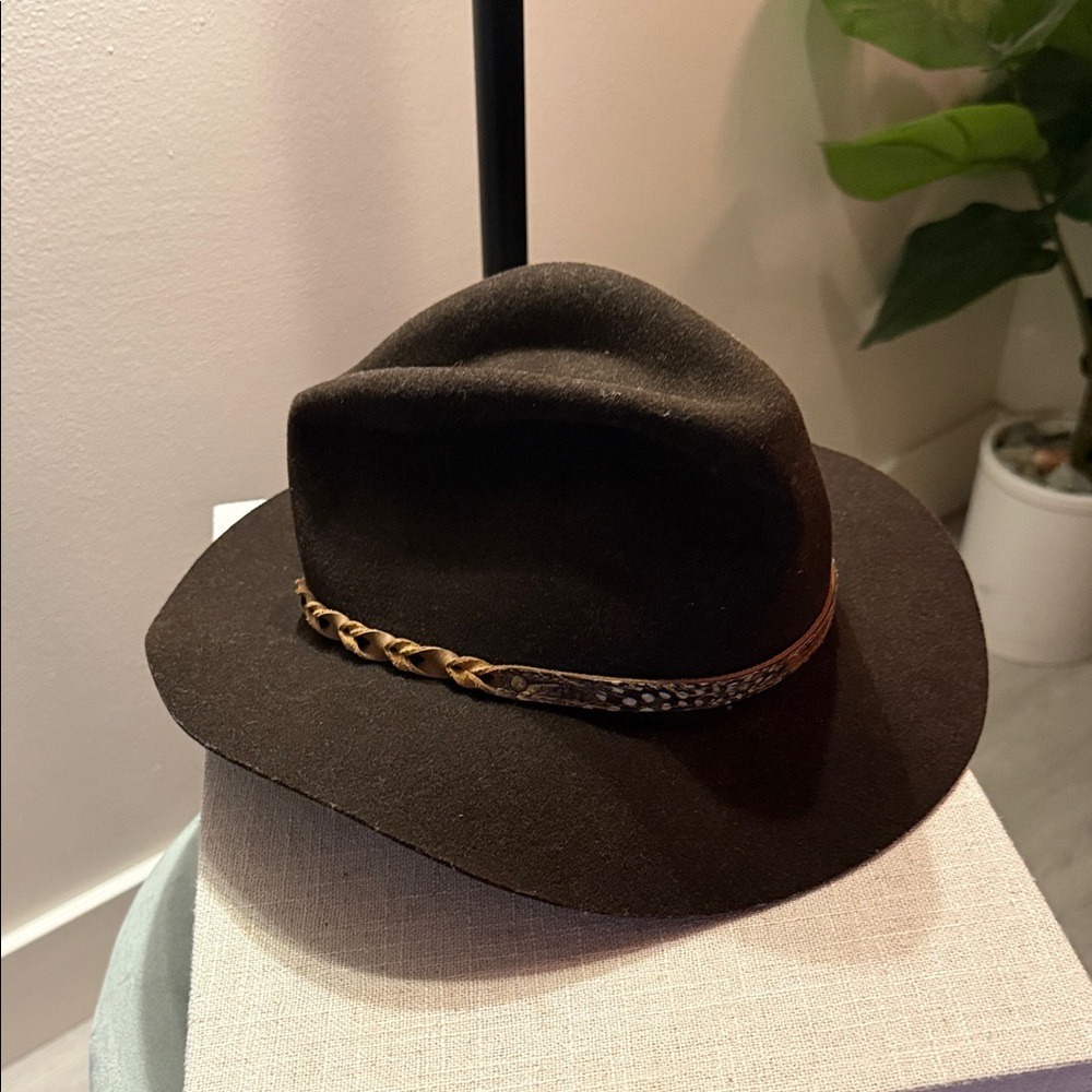 Stylish‎ Orvis Dark Brown wool western hat with Braided feather and brass Accent